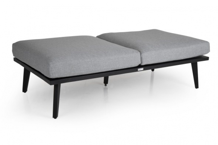 Villac 2-sits soffa - svart/grå dyna i gruppen Utemöbler / Material / Aluminiummöbler / Lounge - Aluminiummöbler hos Sommarboden i Höllviken AB (4082-8-07)