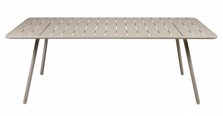 Luxembourg bord 207x100 cm - nutmeg i gruppen Utemöbler / Material / Aluminiummöbler / Matbord - Aluminiummöbler hos Sommarboden i Höllviken AB (413214)